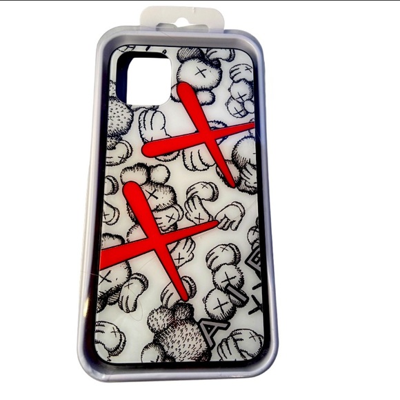 •FREE ADD ON• New In Box - IPhone 11 Pro Max Case - Picture 1 of 2